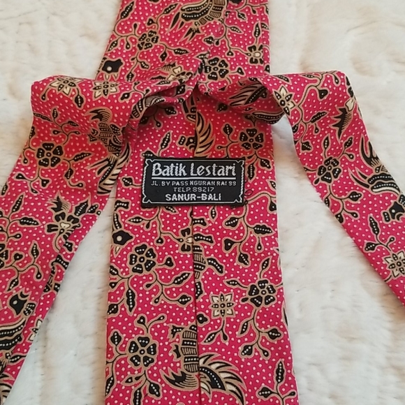 Vintage Batik skinny tie. - Picture 3 of 4